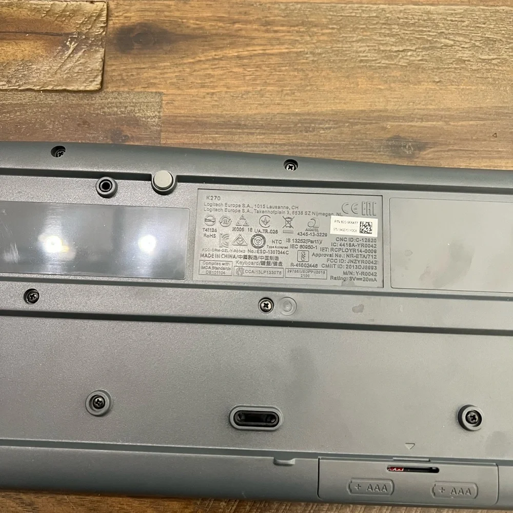 ✅ Logitech wireless keyboard no dongle